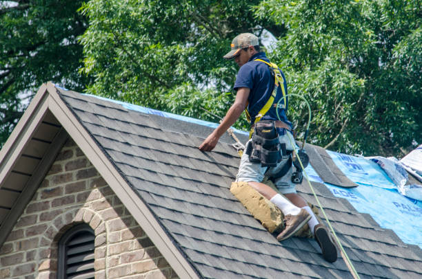 Best Residential Roofing Contractor  in Neenah, WI